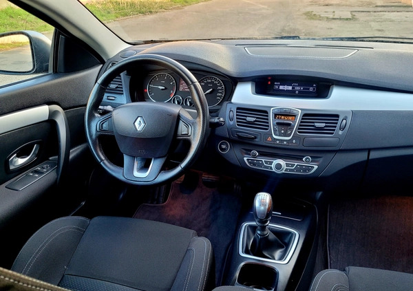 Renault Laguna cena 21500 przebieg: 229000, rok produkcji 2009 z Dąbrowa Tarnowska małe 232